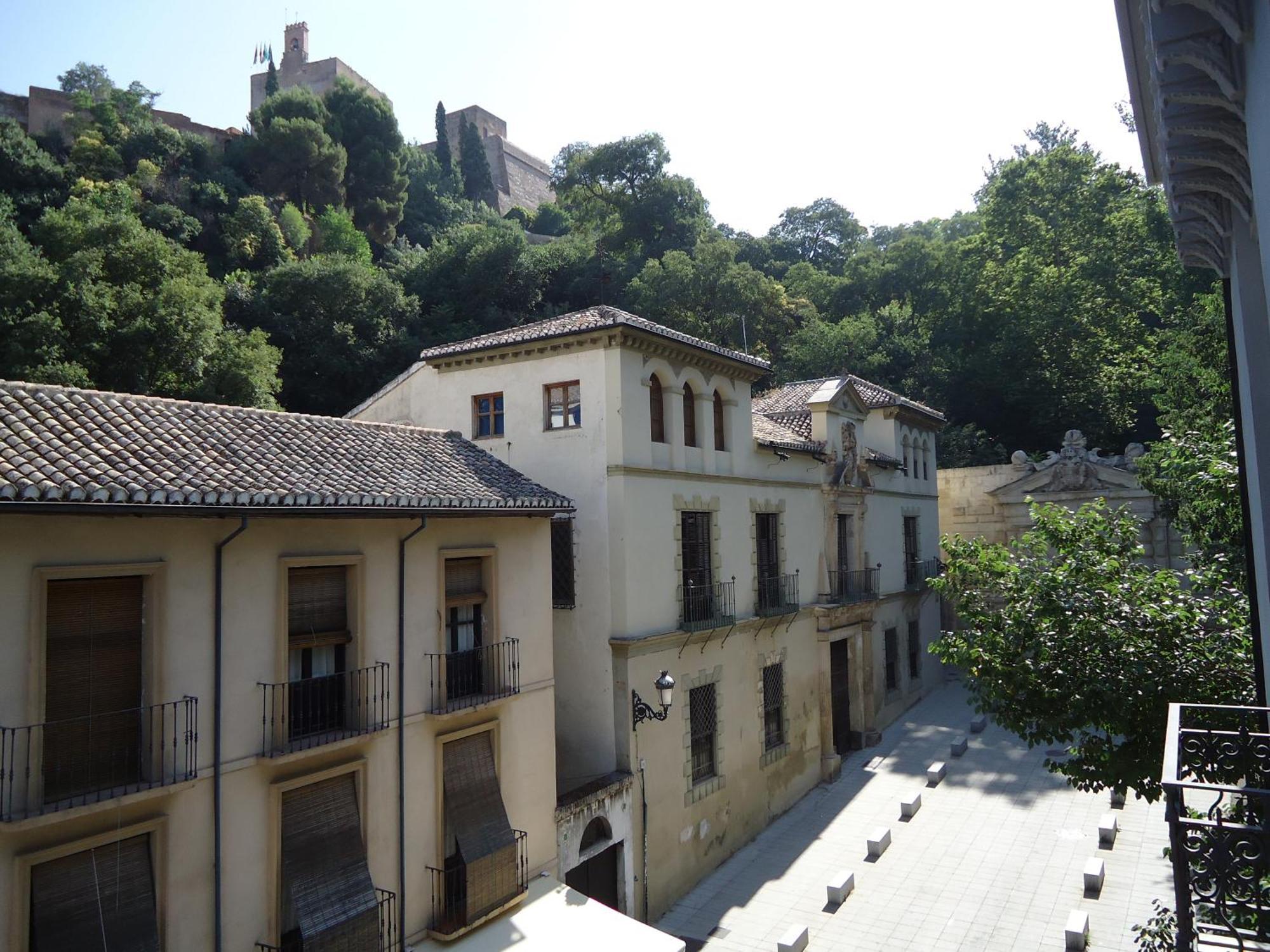 Apartamentos Turisticos Mauror กรานาดา ภายนอก รูปภาพ